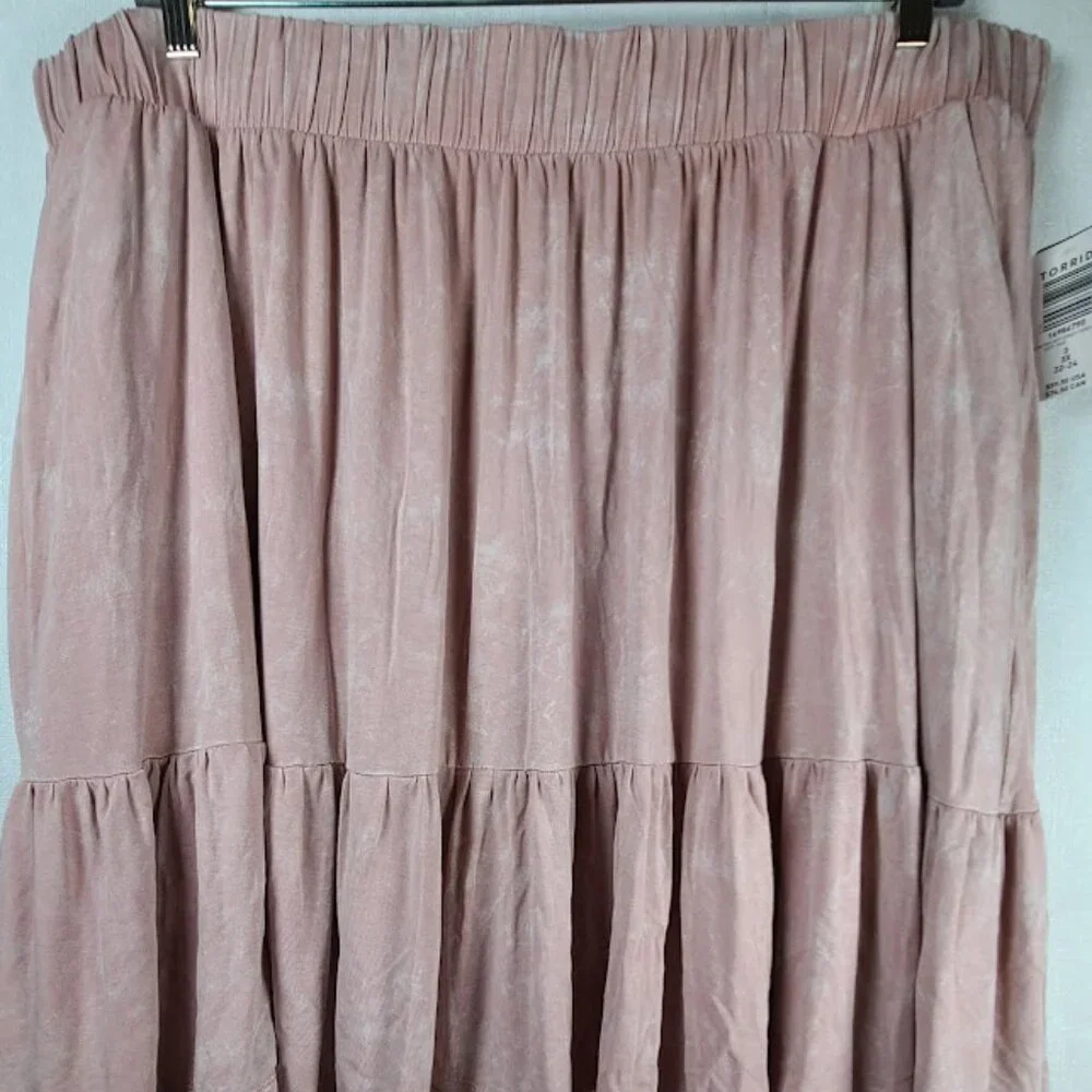 Torrid Women's Pink Super Soft Tiered Circle Pleated Casual Mini Skirt Size 3X - Picture 2 of 10